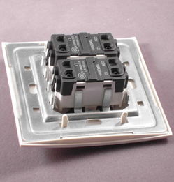 【abb大蹺板開關面板_au16553-ww_2位雙控_白色方形_帶指示燈指示帶】_價格報價_實拍圖片_參數(shù)-好住網