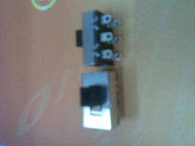 SS12F06環(huán)保拔動(dòng)開(kāi)關(guān)2檔 產(chǎn)品圖片、樣板圖及駿鏗電子介紹